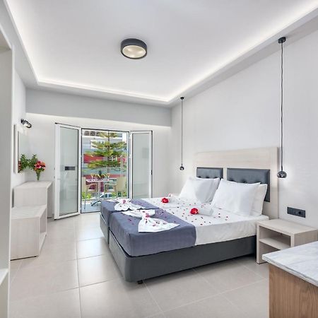 Breeze Luxury Rooms Laganas Exterior photo